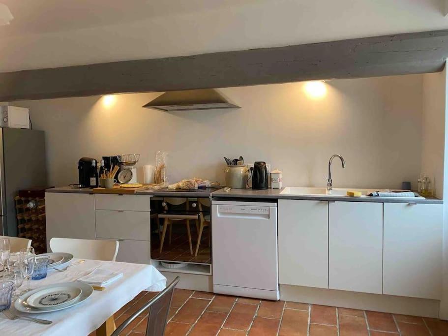 Le Nomade En Provence Bed & Breakfast Bouchet  Dış mekan fotoğraf