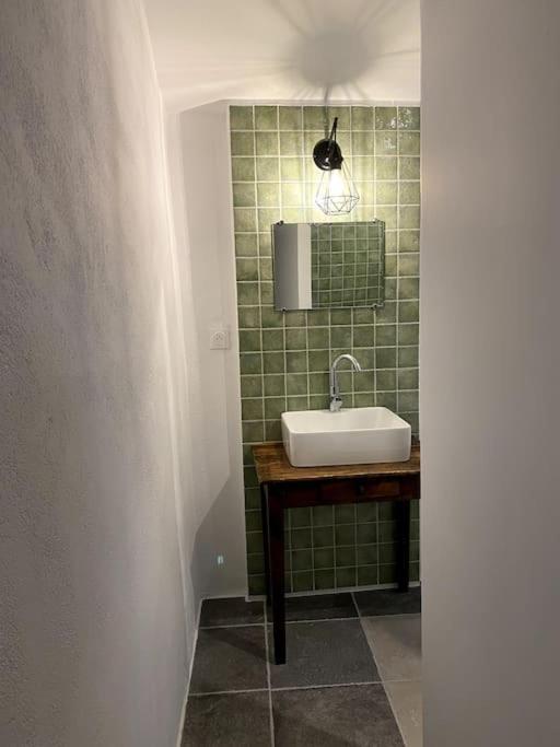 Le Nomade En Provence Bed & Breakfast Bouchet  Dış mekan fotoğraf