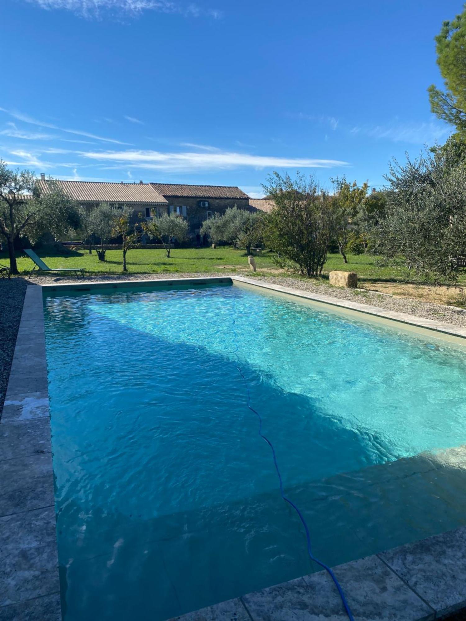 Le Nomade En Provence Bed & Breakfast Bouchet  Dış mekan fotoğraf