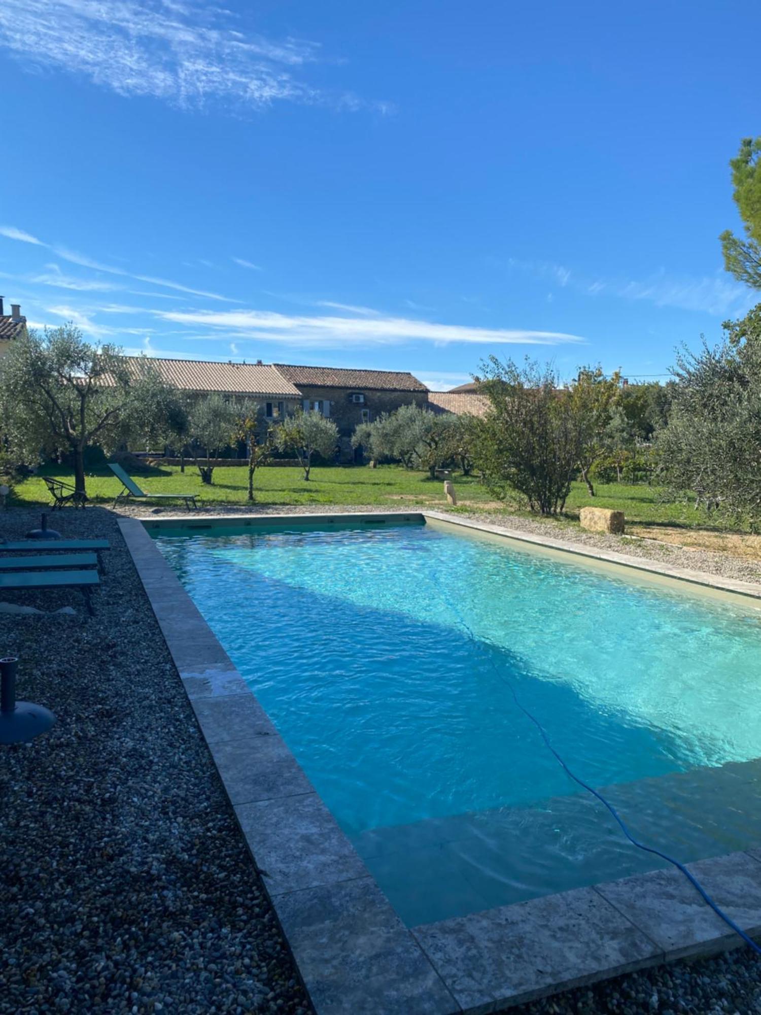 Le Nomade En Provence Bed & Breakfast Bouchet  Dış mekan fotoğraf
